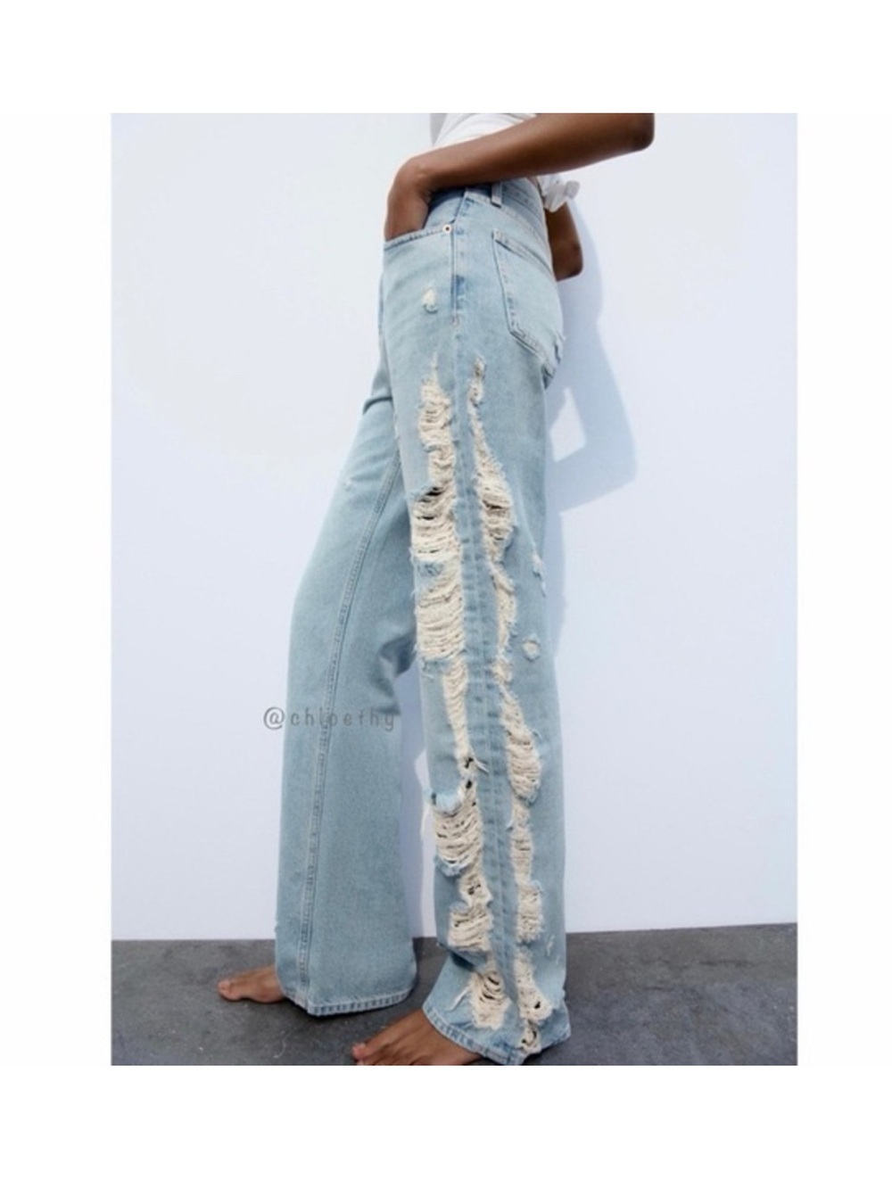 RARE!! ZARA Y2K 90s Light Blue Distressed Wide-Leg Jeans